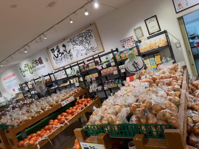 おはようございます😊
6月30日（火）9時オープンしました！

あっという間に6月が終わりました💦

今年は高温の影響で
スイートコーン🌽が例年より早く終盤を迎えてます💦

本日もご来店お待ちしてます😊

#道の駅しろいし