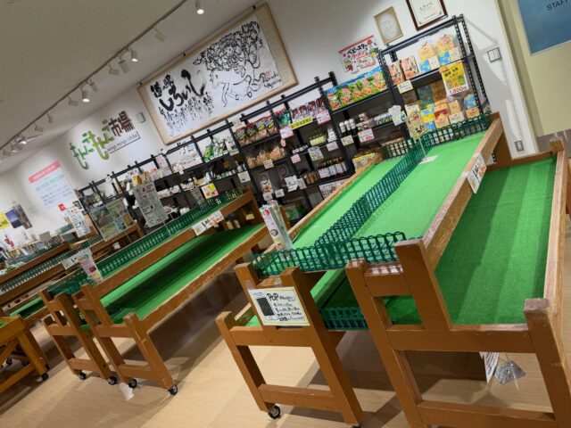 3連休中多くのお客様にご来店いただき
ありがとうございました🙇‍♀️😊

お野菜🥬🥦
蓮根🪷追加追加で
出荷いただきましたが、
夕方には完売御礼✨
最後の蓮根が売れたとき拍手喝采👏
嬉しか〜良かった〜👏✨

忙しい日々でしたが、嬉しい日々でもありました😊

明日からもよろしくお願いします✨

今日も一日お疲れさまでした🙇‍♀️

#道の駅しろいし